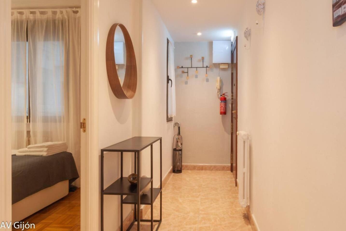Av Aguado 44 Apartment Gijon Bagian luar foto