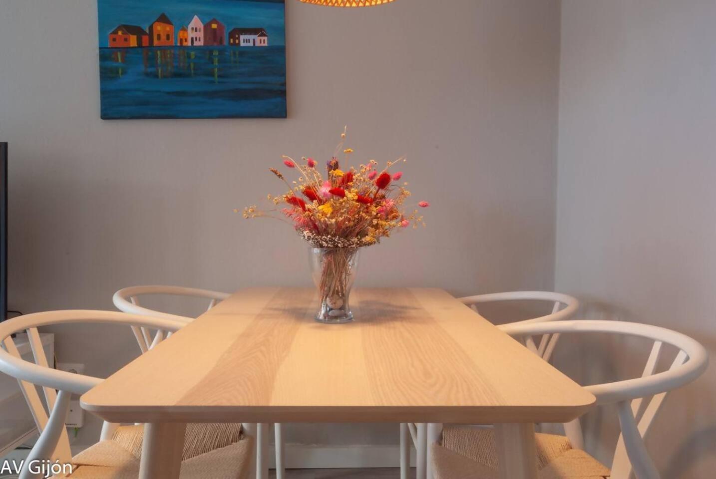 Av Aguado 44 Apartment Gijon Bagian luar foto