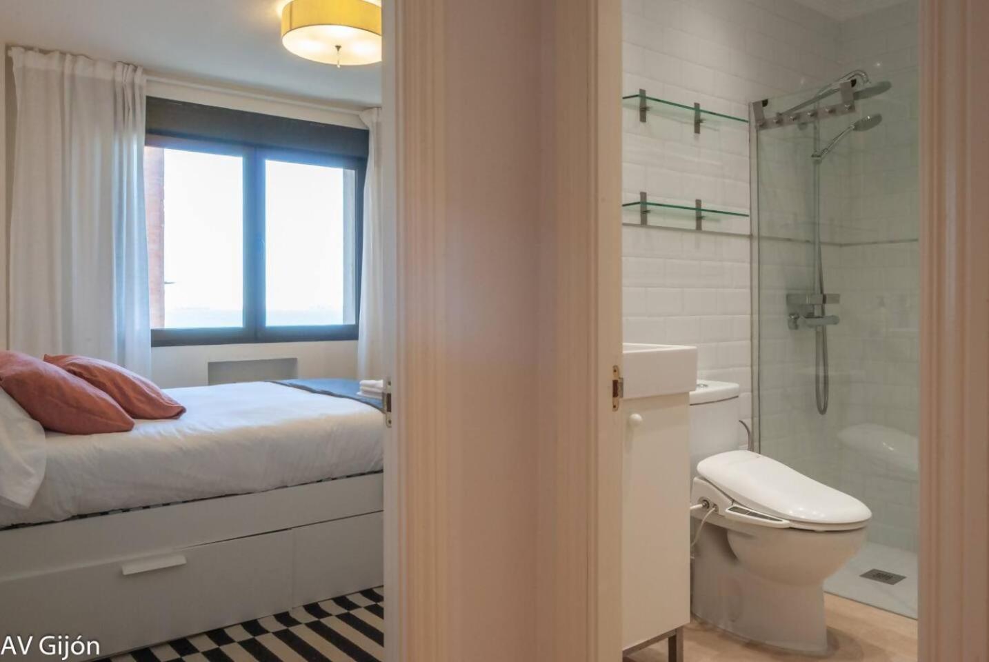 Av Aguado 44 Apartment Gijon Bagian luar foto