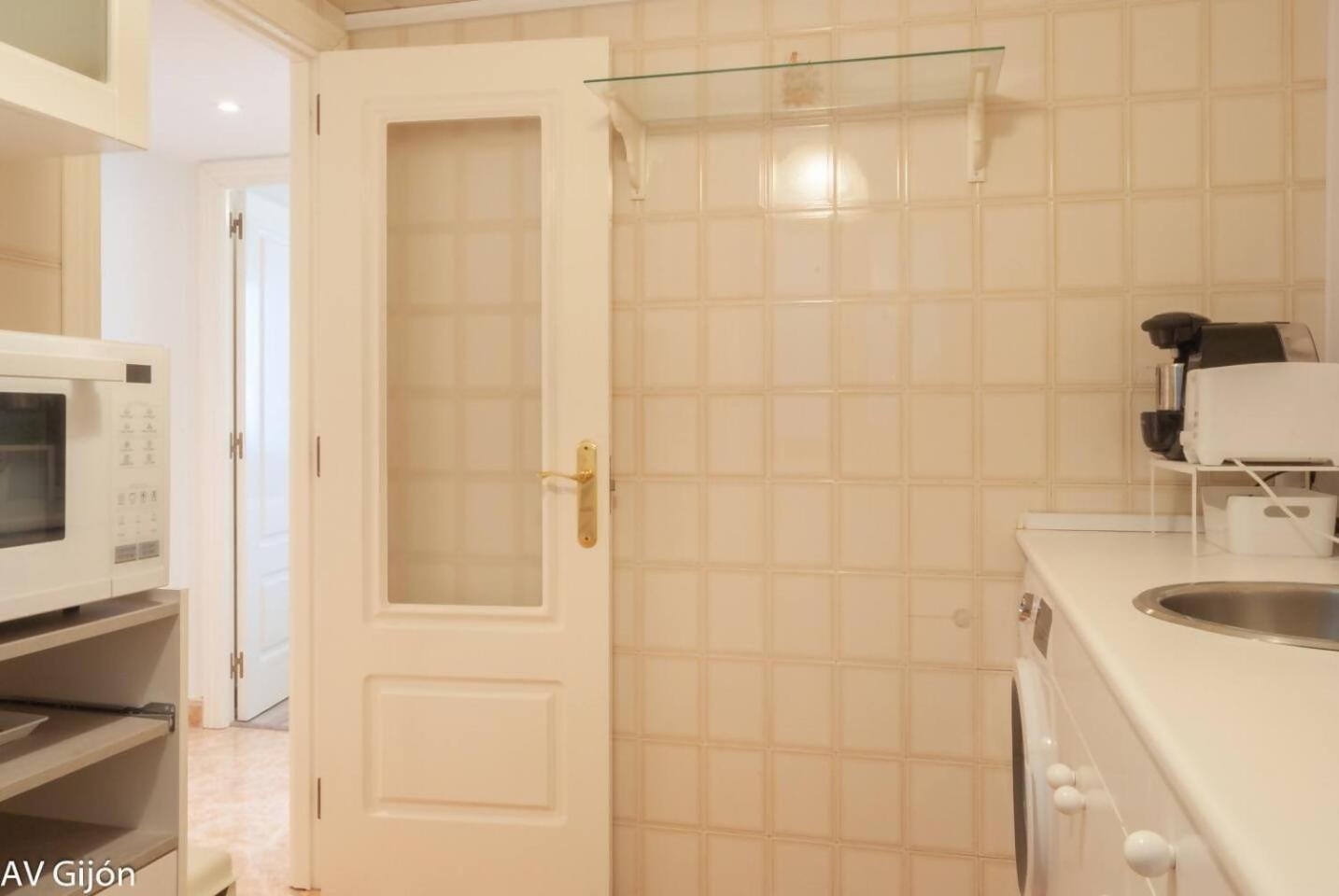Av Aguado 44 Apartment Gijon Bagian luar foto
