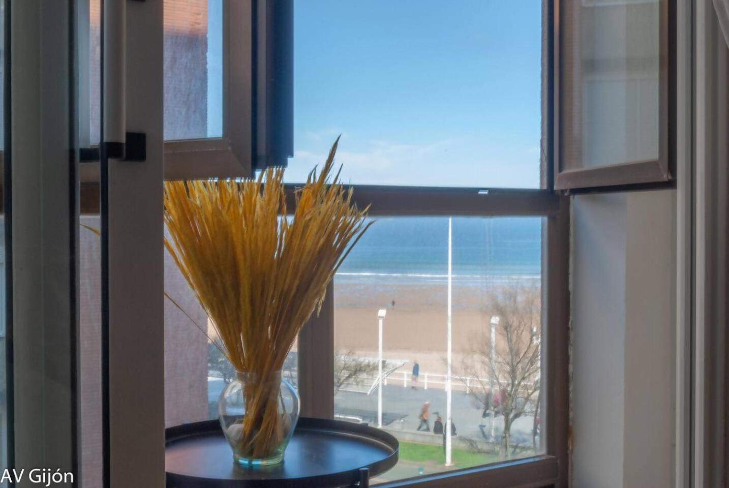 Av Aguado 44 Apartment Gijon Bagian luar foto